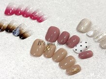 ビーズネイル バイブレス イオンタウン泉大沢店(B's Nail by.BLESS)の雰囲気（シンプル上品なアートサンプルが充実♪）