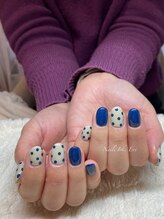 ネイルズ イルク(Nails Irk)/レトロドット