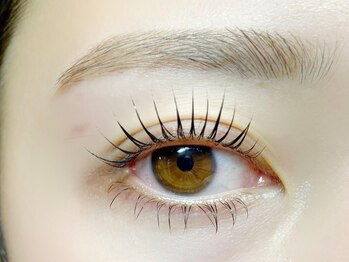 アダジオ(Adagio)の写真/丁寧なカウンセリングと圧倒的な技術力で上品&大満足の仕上がりに◎カフェ内のサロンでお寛ぎください♪