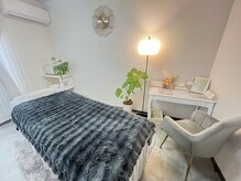 トリプルワン(111)の雰囲気（落ち着いた雰囲気の施術room）