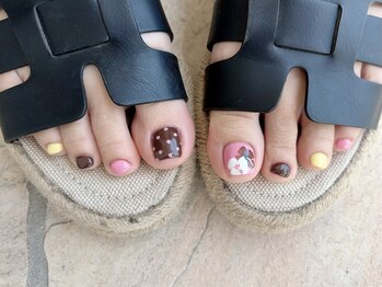 ドットミー(.Me)の写真/季節感のあるトレンド定額が魅力！持ち込みで理想のデザインを再現しこだわりの自分だけのフットネイル◎
