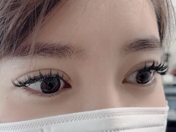 キュート ビューティーサロン(Cute Beauty Salon)の写真/「高い技術で持続性に定評◎」理想の濃密美まつ毛が叶う！最新トレンドで華やかな目元を演出しませんか？