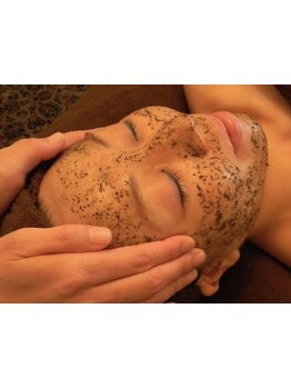 ホウレイ線・たるみ改善！予防ケア