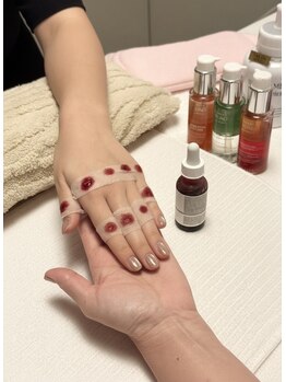 モンチ(monchi)/ピーリングパラフィンパックケア