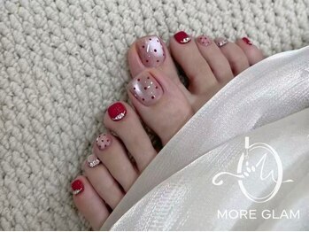 モアグラム 八王子店(More Glam)の写真/足元のおしゃれに欠かせないフットネイル☆モチの良いフットメニューが多数！ハンドとのセットメニューも◎