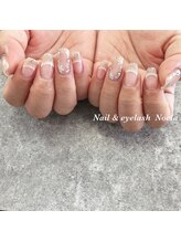 ノエラ(Noela)/雪の結晶ネイル