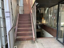 オリナサツキ(OlinaSatsuki)/階段を上って２Fへ