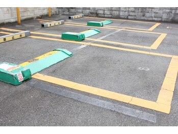 ハルヴィ(HALVI)/近隣コインパーキングあり 