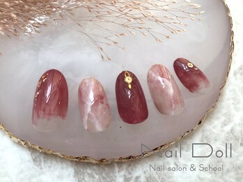 ネイルドール(Nail Doll)/くすみピンクのニュアンス