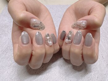 エフツー(F2)/ラグジュアリー