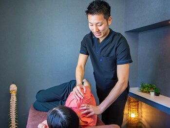 骨盤メディカル整体院 岡山倉敷駅前院/適度な圧で深層筋を伸ばします♪