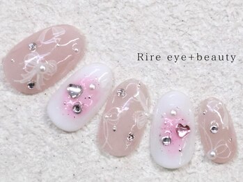 チークネイル￥11000