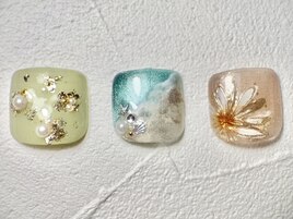 フット親指アート　¥8,000