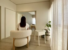 ソルア(SOLUA)の雰囲気（みだしなみ整えるお時間あります！）