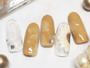 プルトワ(pourtoi)/ひまわりネイル★