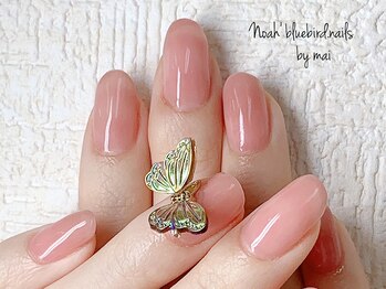 ノアブルーバードネイルズ(Noah' bluebird .nails)/大きめパーツでワンポイント