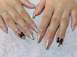 ミラーネイル　リボンネイル