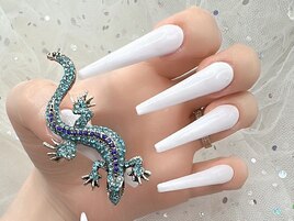 ワンカラーホワイトネイル