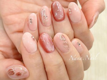 ナナネイル(Nana.Nail)/大人可愛いチューリップネイル