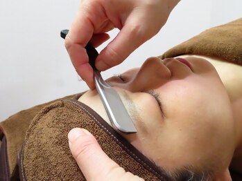 ジュマル(jumaru)/眉毛・アイブロウシェービング