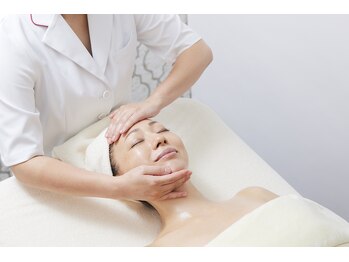 シーズ ラボ 広島店/リフトケアマッサージ