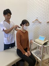 ひろがる接骨院/電気の施術で痛みを早期解消！