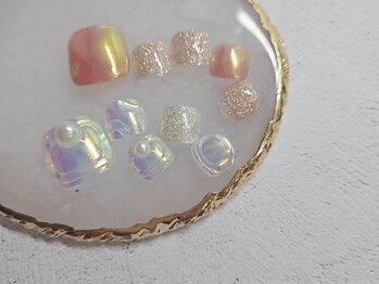 アリスリー 仙台長町店(ArisLy)の写真/オシャレは足元から☆HandもFootも同時施術可能♪定額コースからオーダーまで理想を叶えるサロン♪