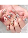 宝石ネイル