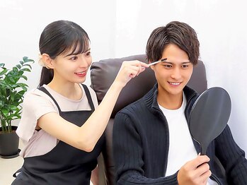 ブロウズ 池袋店(BROWS)の写真/【池袋駅徒歩2分】メンズ専門店&席の仕切りあり♪周りを気にせずリラックスして施術を受けていただけます◎