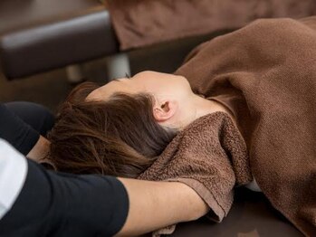 ここらく/スマホによる首の疲れも解消☆