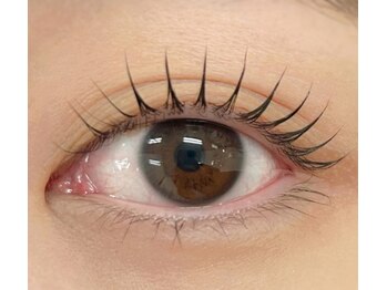 エムスラッシュアヴェダ 自由が丘(M.SLASH AVEDA)/まつげパーマ