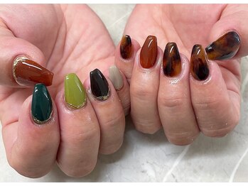 ヴィヴィ(vivi)/べっ甲ネイル