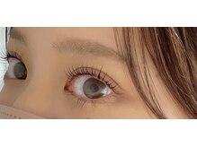 ヘアサロンドア(Hairsalon DooR)/まつげくるん　眉カットも一緒に