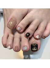 プティパントル(Putit Peinture)/シックなフットデザイン♪