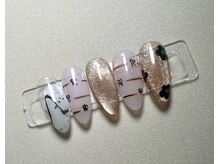 518(ゴイチハチ)/手描き花ネイル