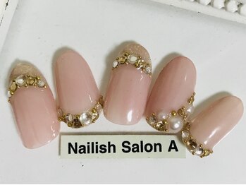 ネイリッシュサロン エー(Nailish Salon A)/キラキラ上品ネイル