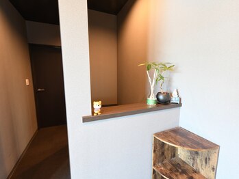 アーティスワイ(Artis Y)/受付の様子です。