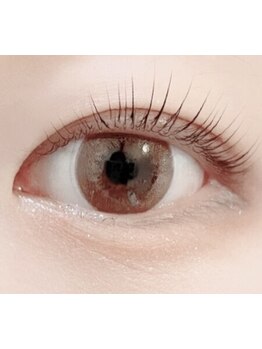 ナチュラル上品な目元にしたい