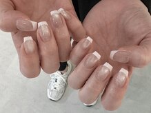 サンジュウヨン(34)/マグネット×フレンチネイル