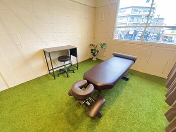 ラフテル整骨院/【施術ルーム】落ち着いた空間♪