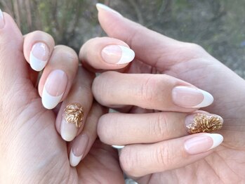 ミティーク 二子玉川店(Mythique)の写真/オフ込◆グラデーション¥5200/フレンチ¥6500【パラジェルコース¥6000/ストーンアート付】もあります!