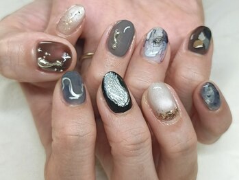 メロウトーン(mellow tone)の写真/【Art plus Design(他店オフ込)¥9,000→¥8,500】ニュアンスネイルであなたの指先を特別に彩ります☆