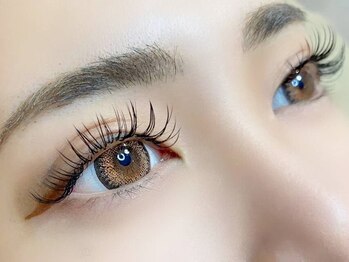 Crea la Luce 明石駅前店【クレアラルーチェ】【4月1日 NEW OPEN(予定)】の写真/4月リニューアルOPEN★4/30まで限定キャンペーン!フラットラッシュ100本【¥4000均一】束感仕上げ♪