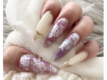 ダブルムーンビューティフル(DOUBLEmoonBeautiful)の写真/アクリルスカルプとアートをご希望のお客様向き☆指先が綺麗に見える形を叶えるサロンです♪