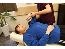 横浜駅きた西整体院/全身整体/肩こり/腰痛/骨盤矯正