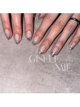 ジゼルネイル(Gisele Nail)/奥行きシルバーグラデーション