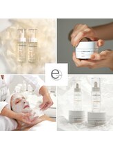 イーホワイト(e-white)/【クリスティーナ】シルク