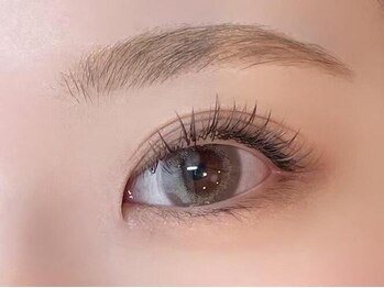 目彩(meisa)の写真/予約多数の信頼店★従来よりも軽量で、納得のボリューム感を実現♪フラットラッシュ140本¥5500/160本¥6000
