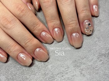 ネイルケアスタジオ シア(Sia)の写真/【大人の女性にオススメ】他人と被らない貴女だけのデザイン！ひと癖あるシンプルニュアンスで差をつける♪