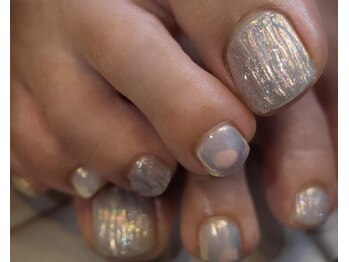 リロウ(relow)/ミラーぷっくりネイル